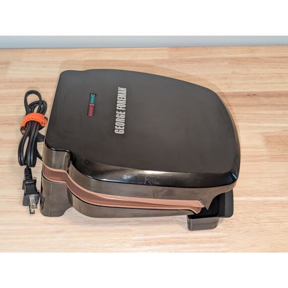 George Foreman Non-Stick 2-Serving Grilling Machine & Panini Press #GR320FBC - Picture 4 of 9